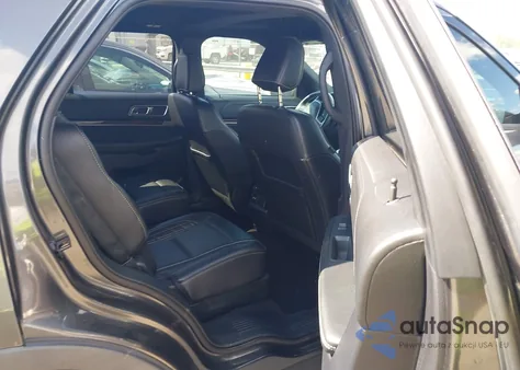 2018 Ford Explorer Platinum z USA, uszkodzony, nr VIN 1FM5K8HT6JGC90505